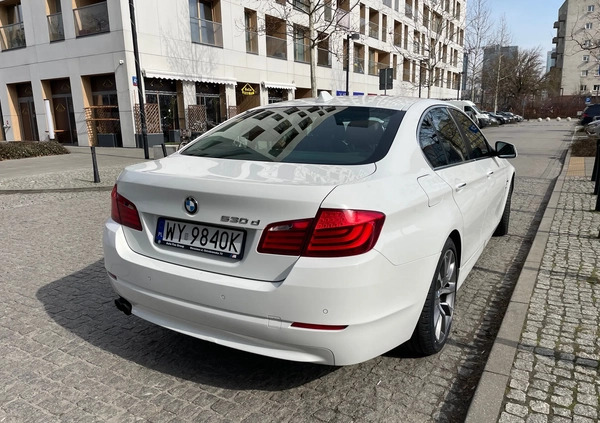 BMW Seria 5 cena 64900 przebieg: 208000, rok produkcji 2011 z Warszawa małe 67